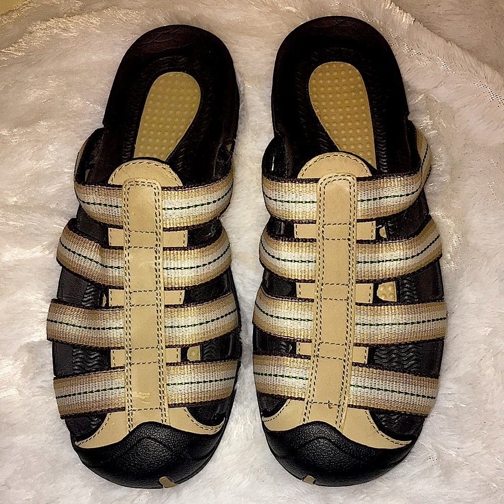 Lands end sandals